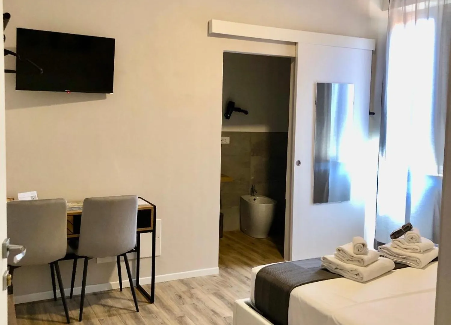 Taormina Center Private Rooms By Fragranza Di Sicilia 0*,  Italie